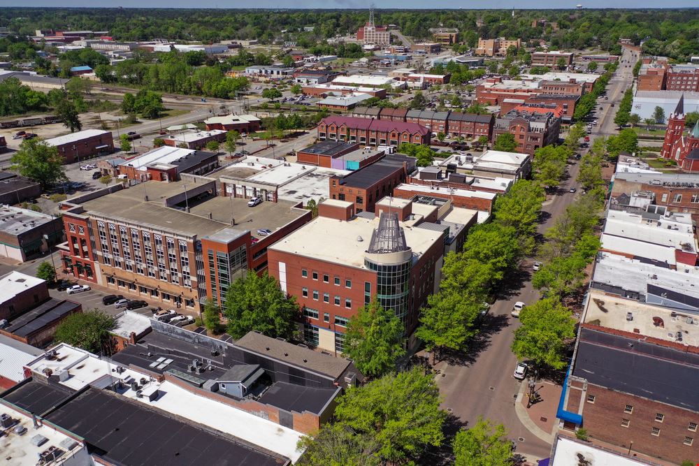 Robert C. Williams Business Center - 201 Hay St