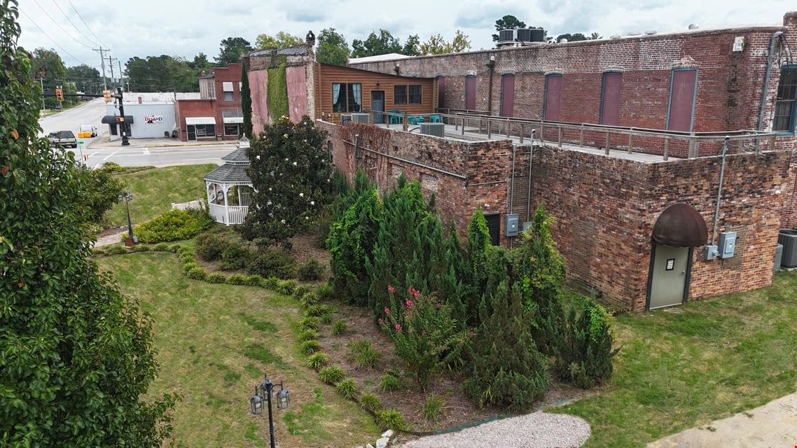 Retail Building with Second-Floor Apartment for Sale