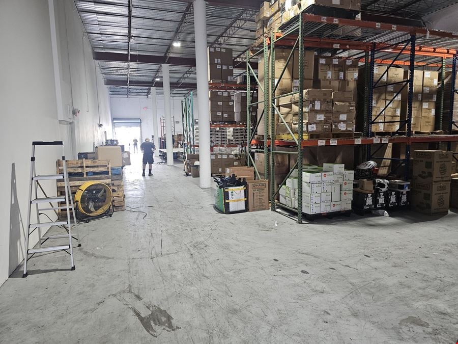 Doral Decor District Showroom Warehouse