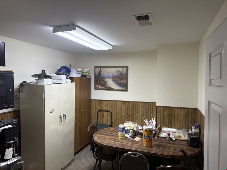 Commercial 6000 Square Feet Hope Arkansas
