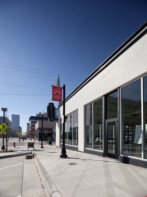 801 N Broadway - Retail For Sale