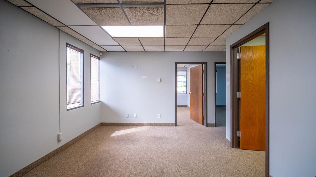 The Omni Building | Move-In Ready SW Suite