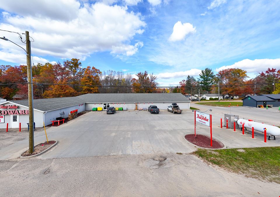2111 Greenwood Road, Prescott, MI, 48756