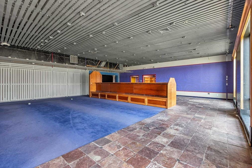 High Profile 6,950sf Retail Space for Lease in Danvers, MA