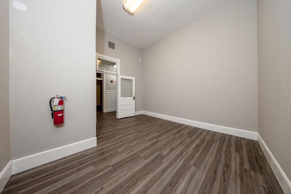 121 E 1st street Sanford