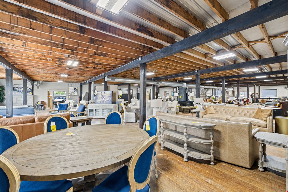 Retail/Office Flex Conversion Minutes from Downtown
