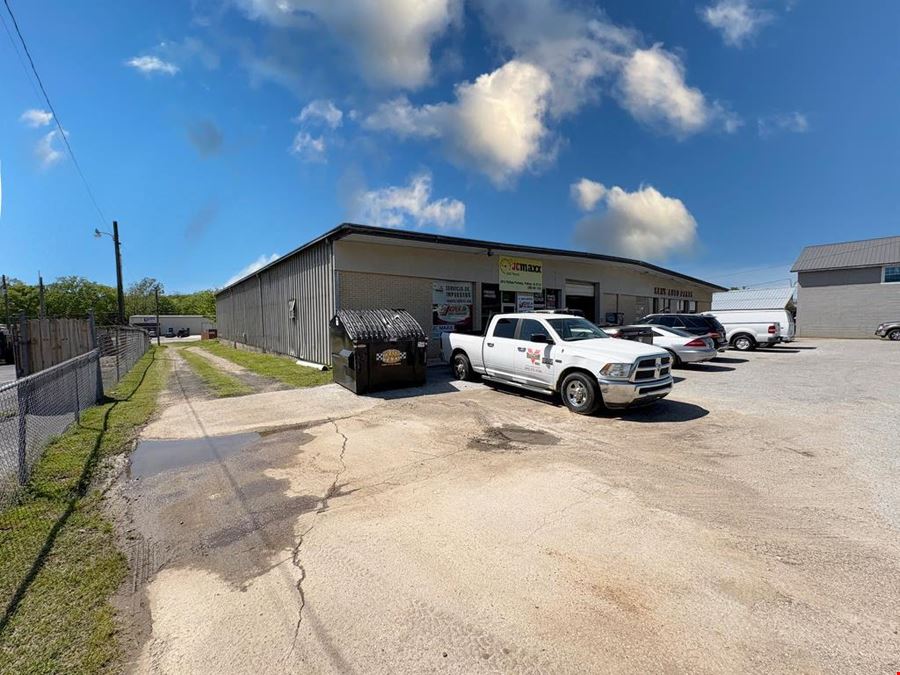 3412 Pelham Parkway - Ken's Auto Parts