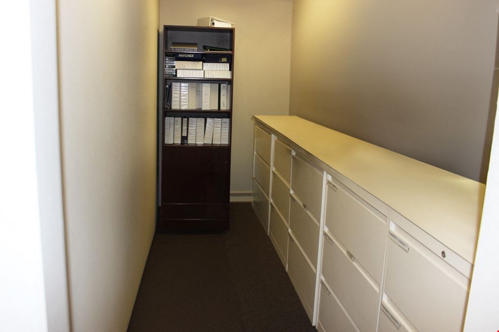 CUSTOM OFFICE 205 RT 31 WASHINGTON NJ