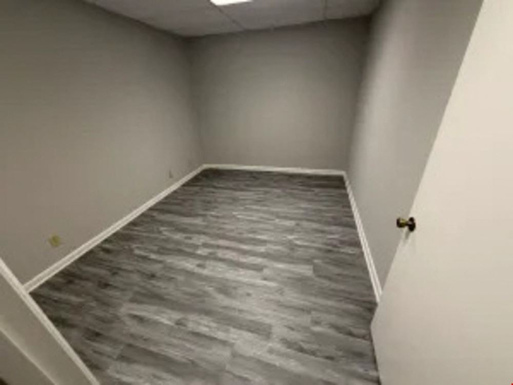 1803 SF Suite 103 PROFESSIONAL & MEDICAL OFFICE SPACE FOR LEASE(Leased)