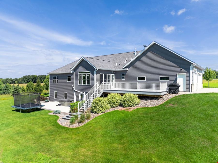 Rochester Premier 35 Acre Estate