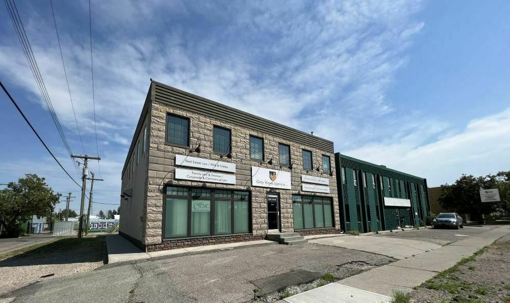 4702 1 St SW