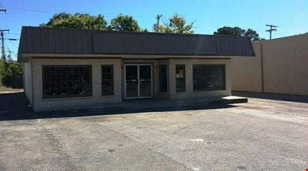 Preview of Retail space for Rent at 2622 Highway 31 South