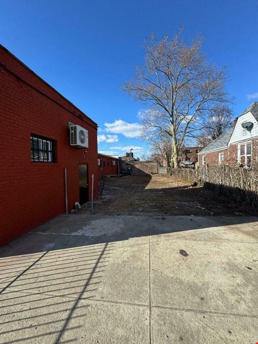 Laurelton Corner Strip Retail