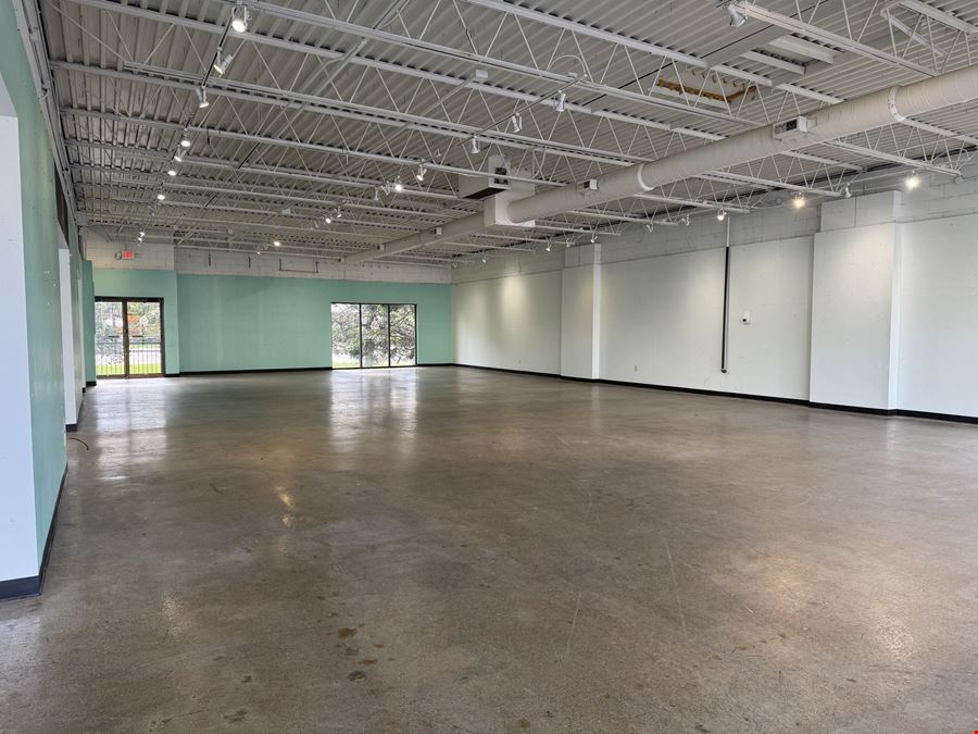 7400 Kenwood Rd
