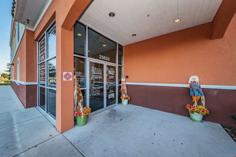 MULTI-USE SPACE AVAILABLE FOR LEASE