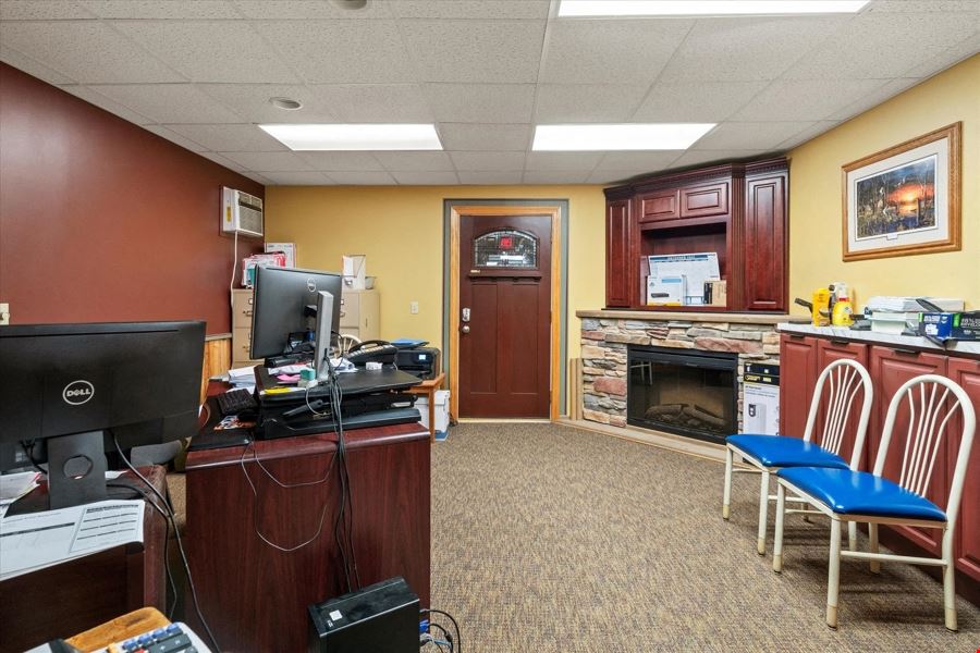 67,800 SF Commercial Building with Limitless Potential