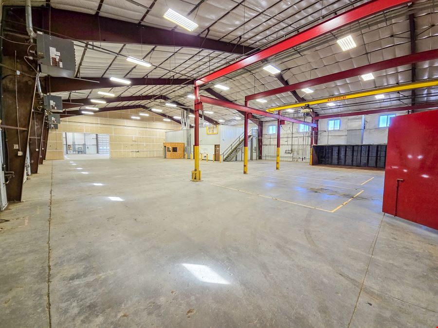 ±17,680 SF Shop & ±13,920 SF Quonset | ±4.27 Acre Yard