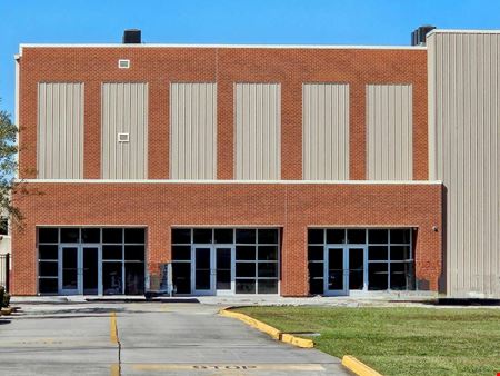 Preview of Retail space for Rent at 6600 Franklin Ave