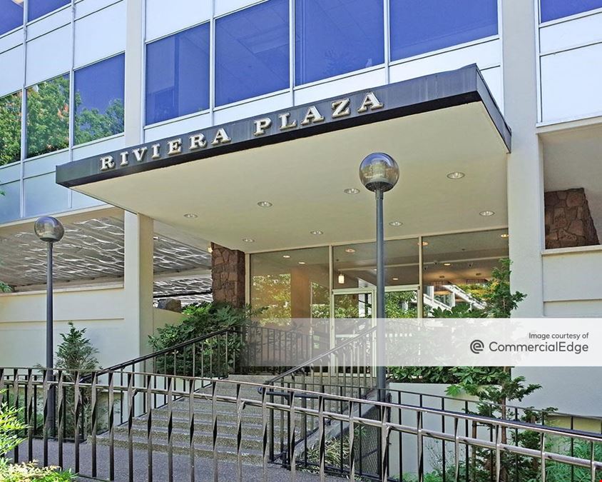 Riviera Plaza