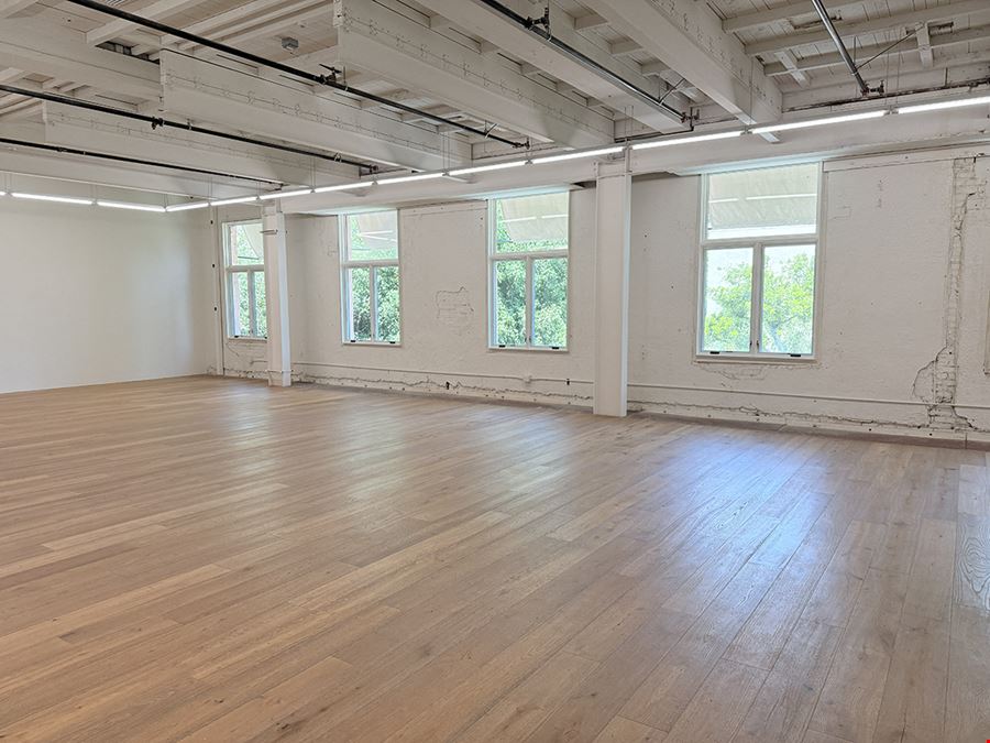 2500 W 7th St