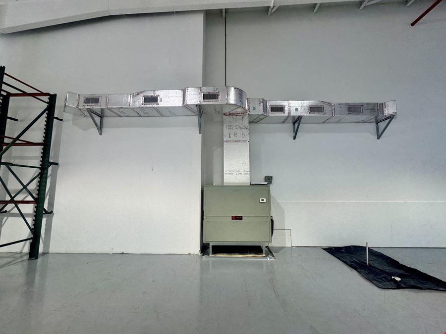 Warehouse / Flex Ormond Beach - 4,069 SF