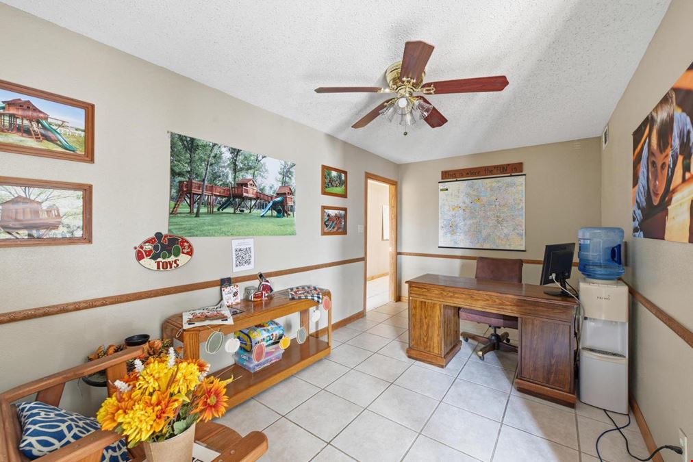 9510 Swafford Rd, Justin, TX