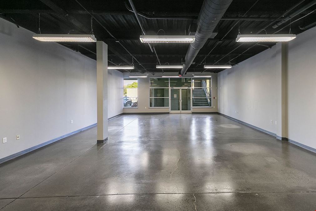 1143 Oak Ridge Tpke #105