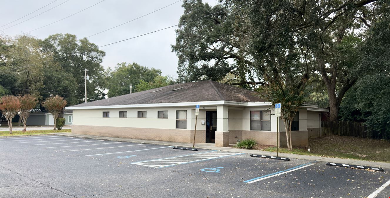 3,524 SF single-story Class B office building