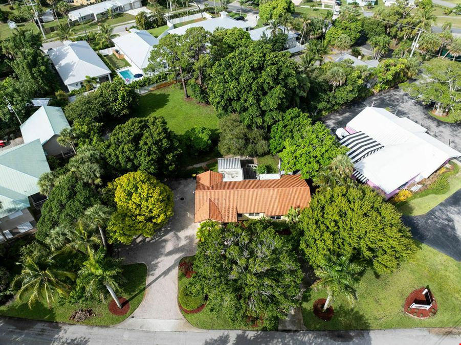 MULTI USE OFFICE SPACE WITH LARGE STORAGE YARD