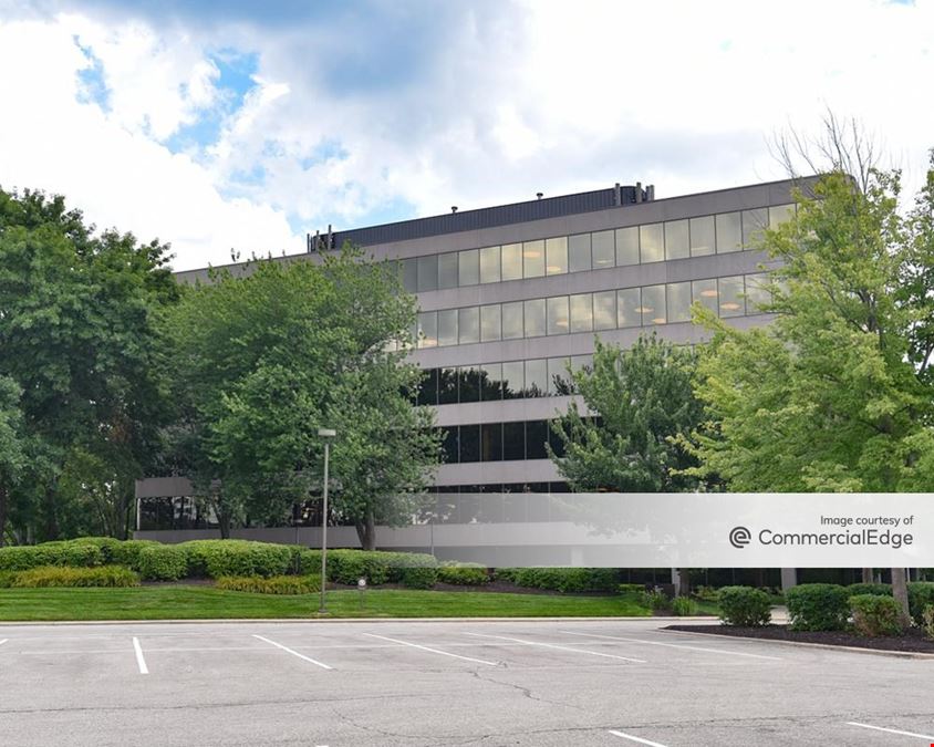 34 Corporate Woods