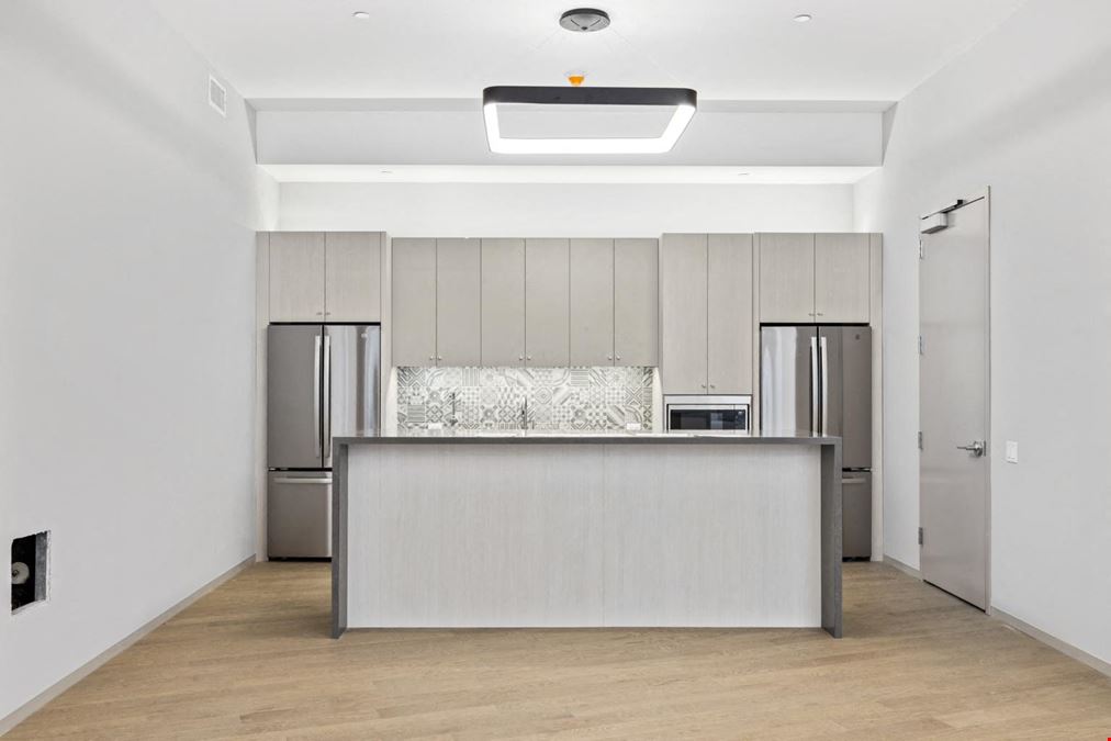 841 Broadway | Roosevelt Building