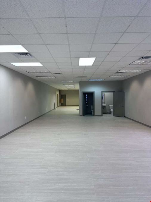 Monaco Plaza- 602 N McColl Rd