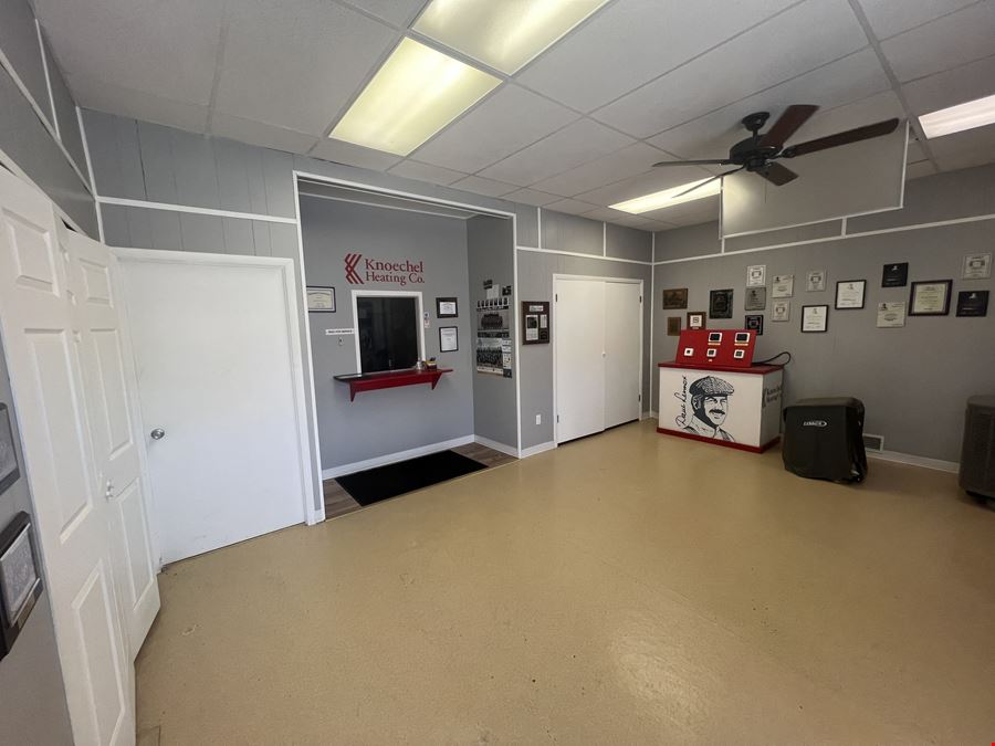Jackson Plaza | Retail Space Available