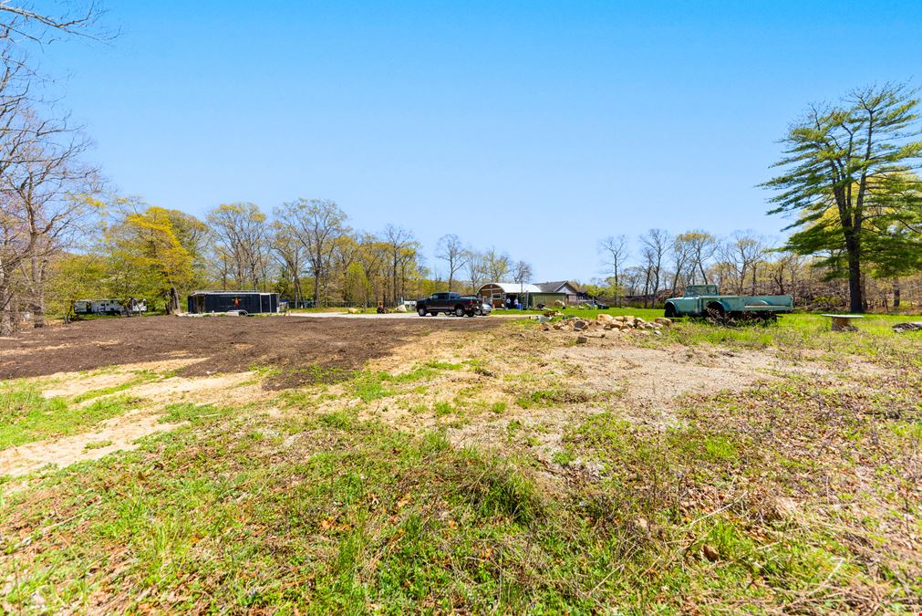 380 Yaphank Middle Island Road | ±5.87 Acre Development Opportunity