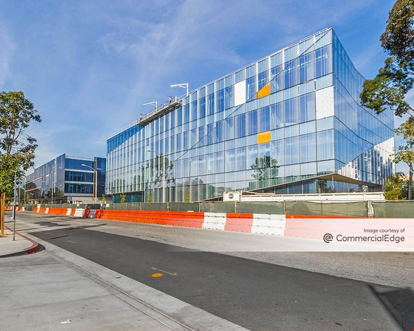 Santa Monica Gateway - Ice
