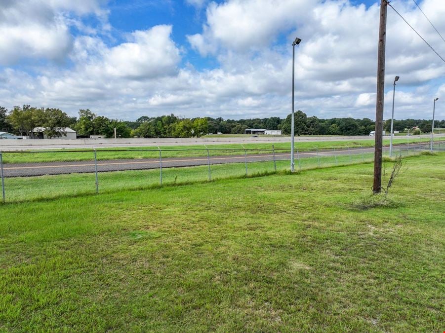 Flex Space for Sale in Wills Point