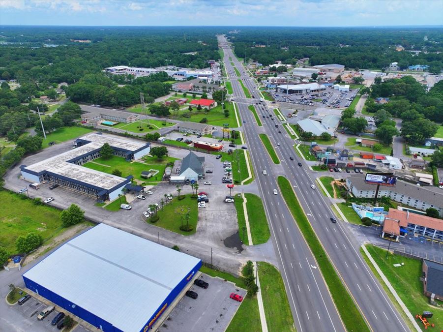 6911 Pensacola Blvd | 4± Acre Development Opportunity For Sale