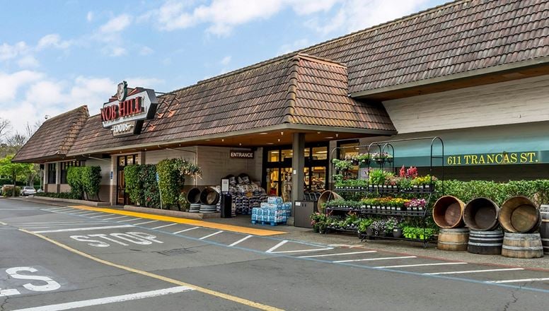 Preview of Retail space for Rent at 611 Trancas Street