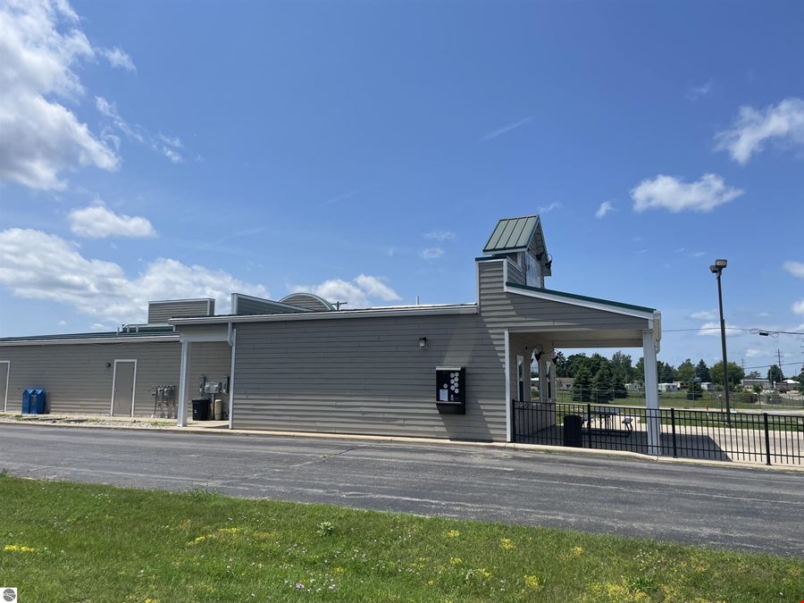 1190 Plett Road, Cadillac, MI, 49601