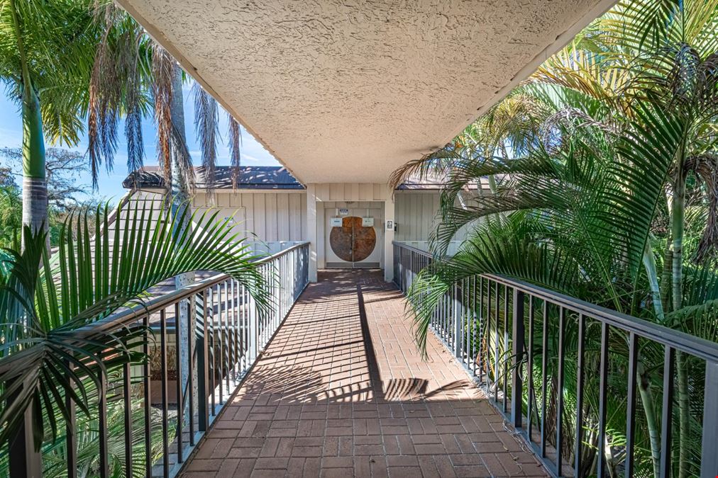 2929 N University Dr Unit 210