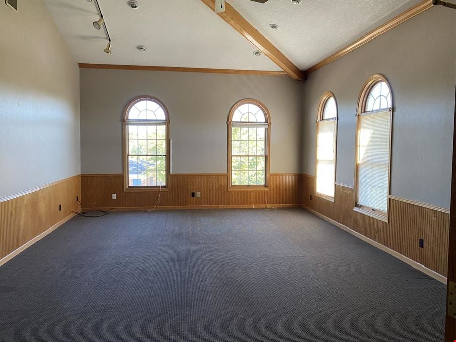 2705 Happy Joe Drive, Bettendorf, IA