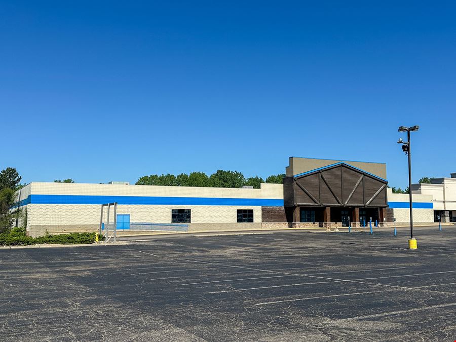 Former Gander Outdoors