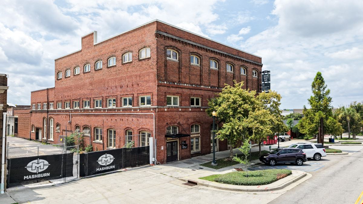 Suite 400 | 912 Lady St