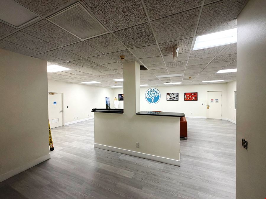 21,107 SF Commercial Office Warehouse