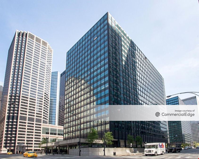 10 South Riverside Plaza