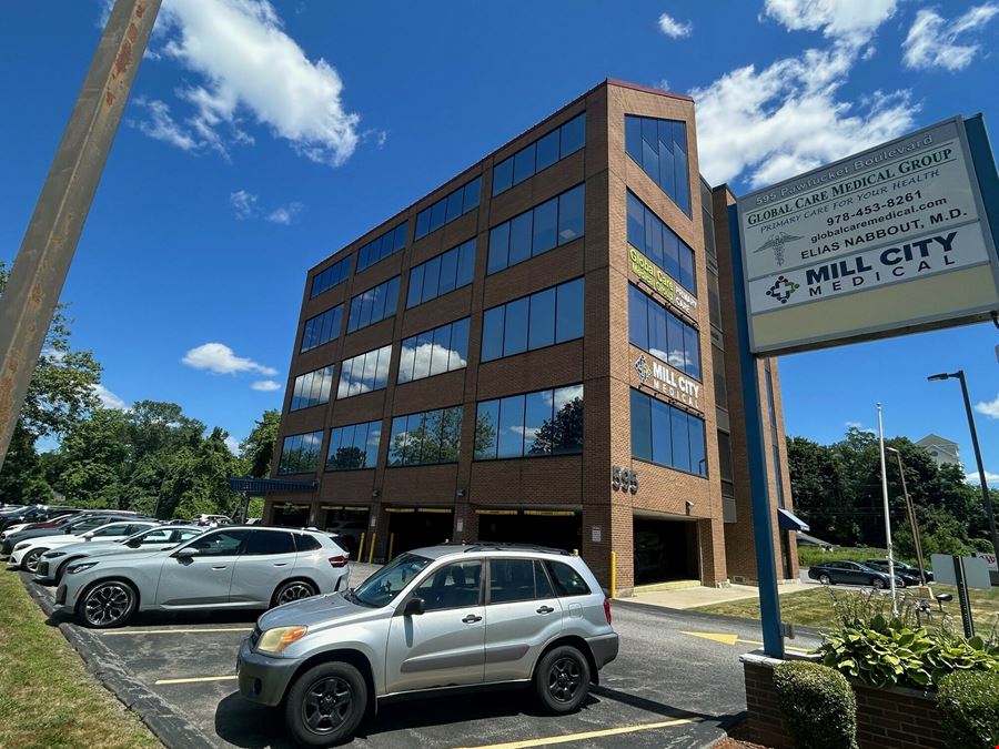 595 Pawtucket Blvd - 1st Floor