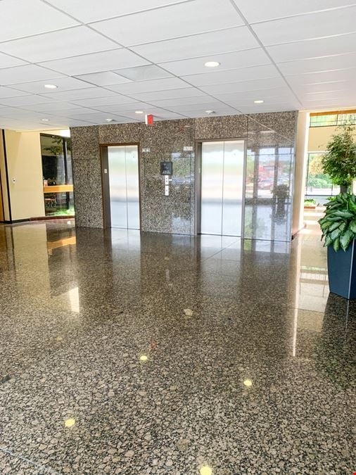 Woodland Gate Plaza I