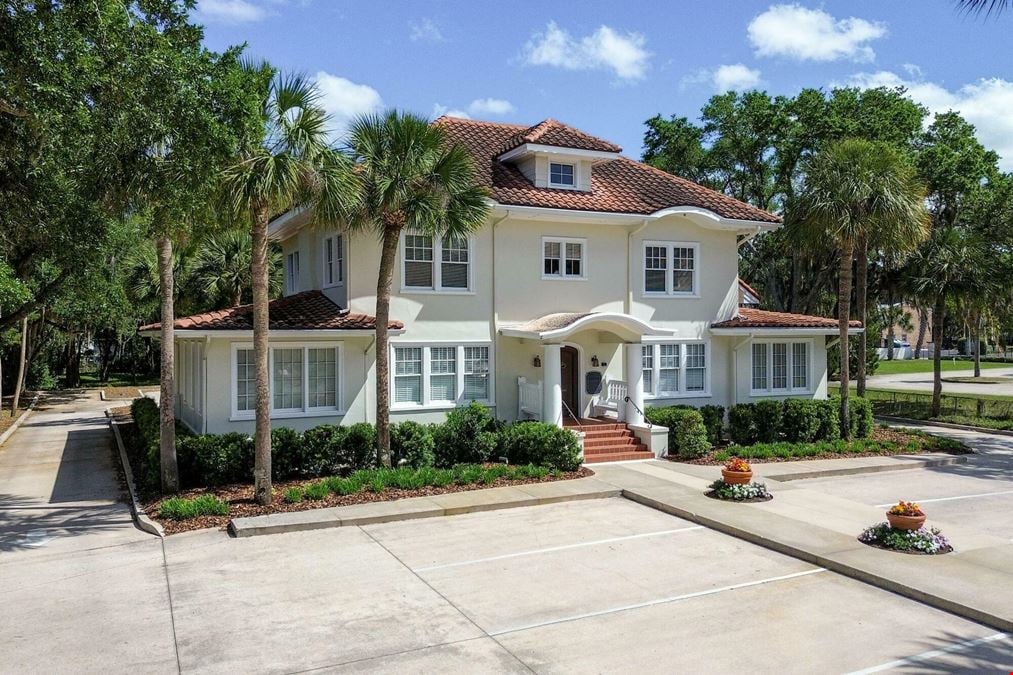 Prestigious Office Space Near Downtown DeLand