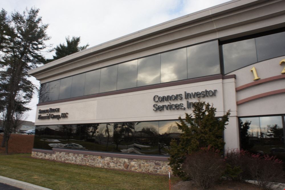Corporate Campus at Spring Ridge 1210