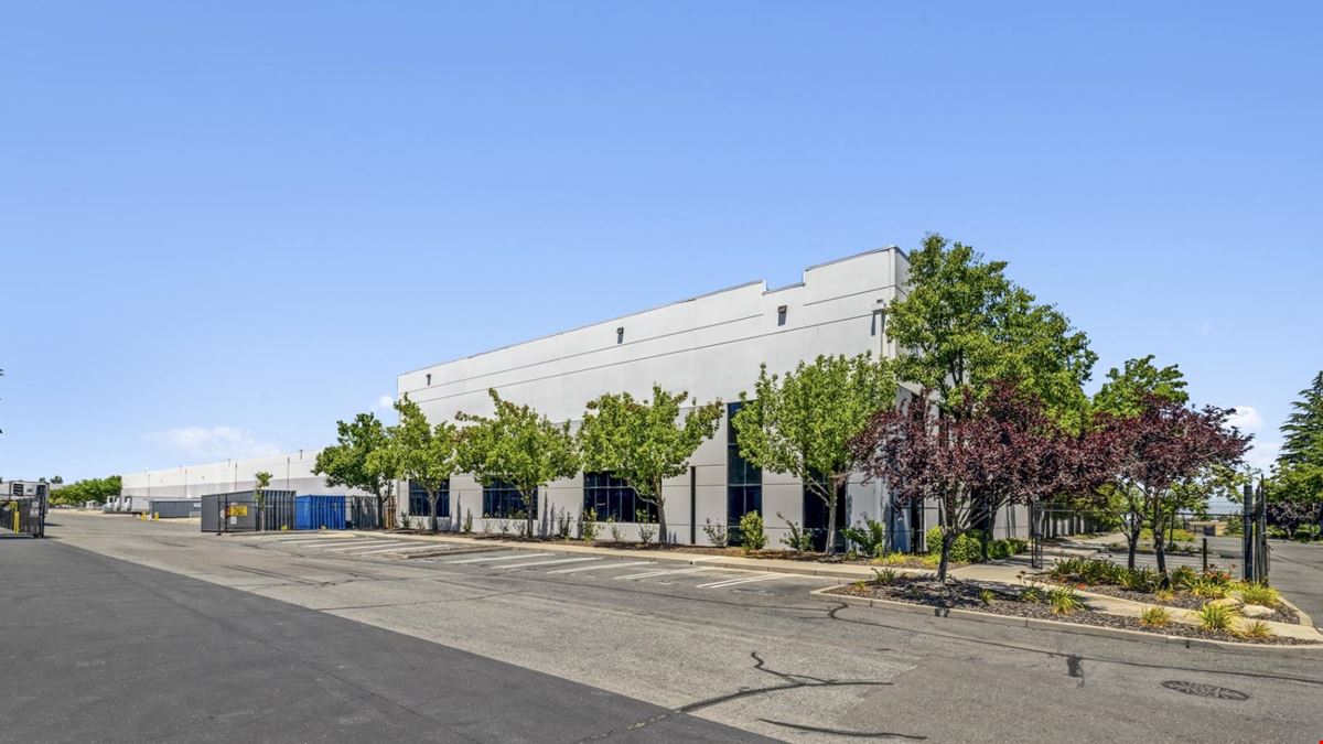 Sierra View Industrial Park Building 2